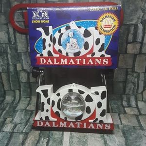1996 Vintage Disney 101 Dalmatians Snow Dome